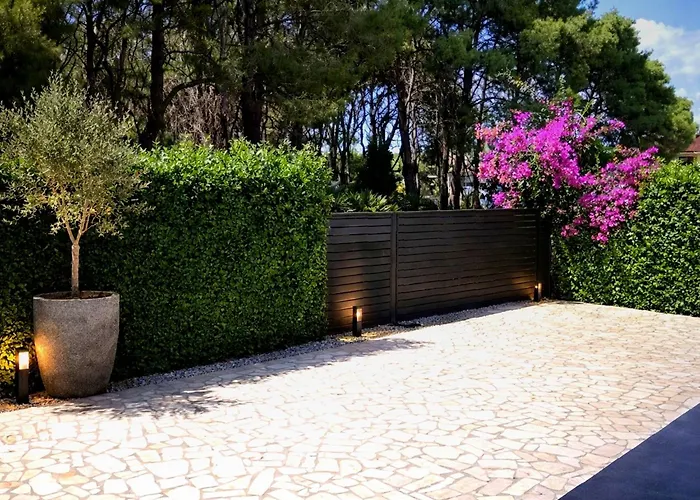 With Pool Privat bolig Pula